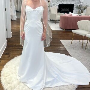 Essense of Australia Style D3755 Wedding Gown - NWT Size 12